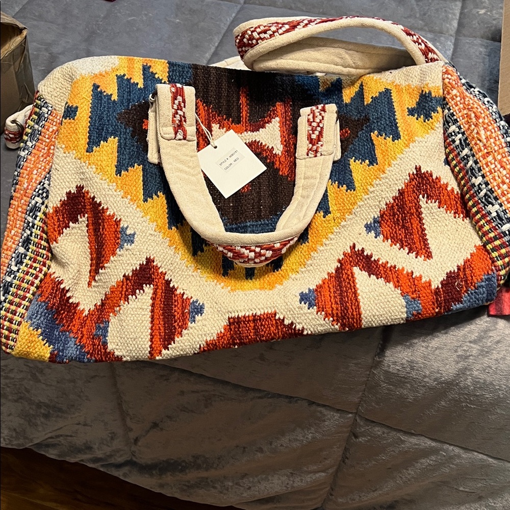 Weekender Duffel Travel Bag Ethnic Western Bohemian New with Tags beautiful!